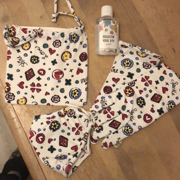 Brighton Tom Clancy Love Sparkle Set Mask Sanitizer Gloves Bag NWT - Picture 4 of 10